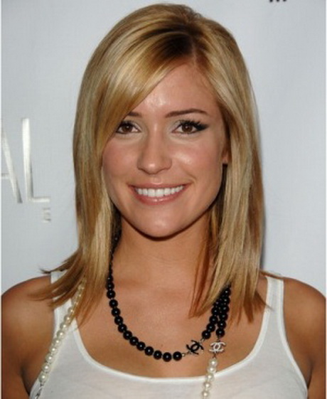 straight-hairstyles-for-women-33_7 Straight hairstyles for women