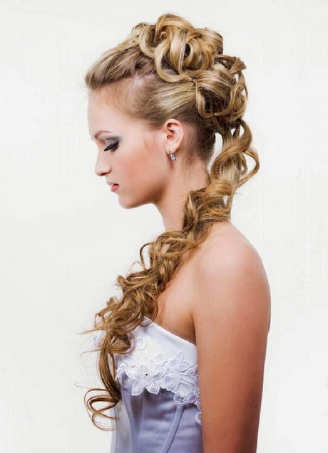 unique-prom-hairstyles-for-long-hair-91_15 Unique prom hairstyles for long hair