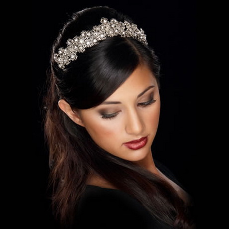 wedding-hairstyles-for-long-hair-with-tiara-54_14 Wedding hairstyles for long hair with tiara