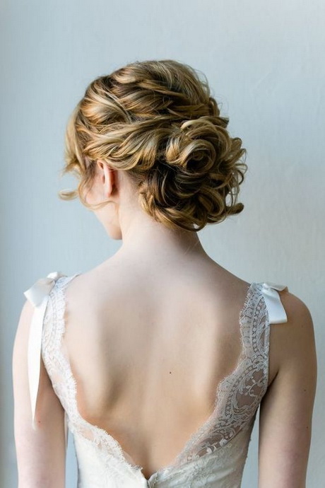 bridesmaid-hairstyles-for-medium-hair-39_11 Bridesmaid hairstyles for medium hair