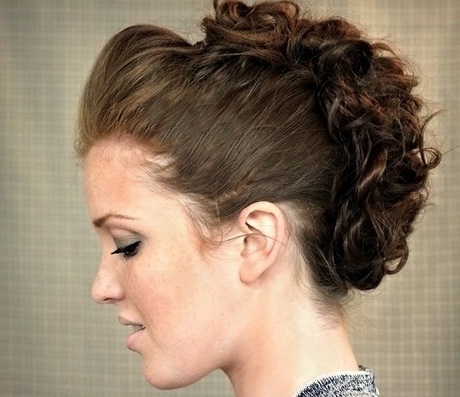 curly-mohawk-hairstyles-68_4 Curly mohawk hairstyles