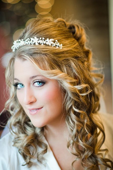 wedding-hairstyles-for-curly-hair-46_19 Wedding hairstyles for curly hair
