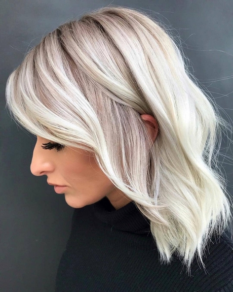 mid-length-hair-trends-2020-27_4 Mid length hair trends 2020