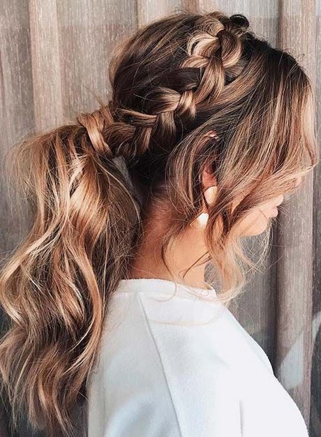 prom-updo-hairstyles-2020-48_14 Prom updo hairstyles 2020