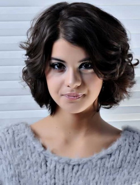 cute-short-haircuts-for-curly-hair-99_18 Cute short haircuts for curly hair