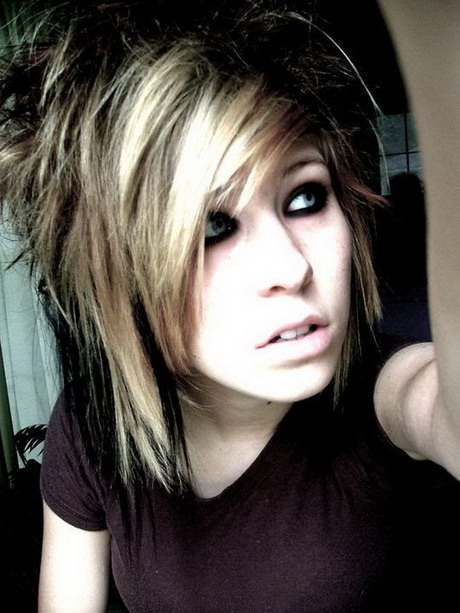 emo-short-hairstyles-for-girls-75_18 Emo short hairstyles for girls