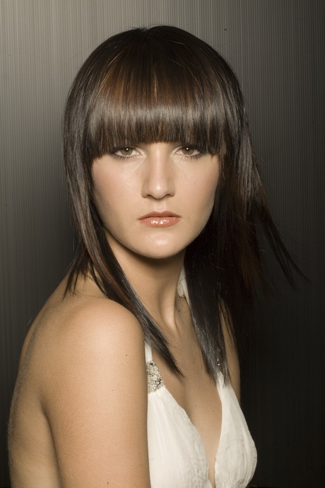 fringes-hairstyles-79_4 Fringes hairstyles