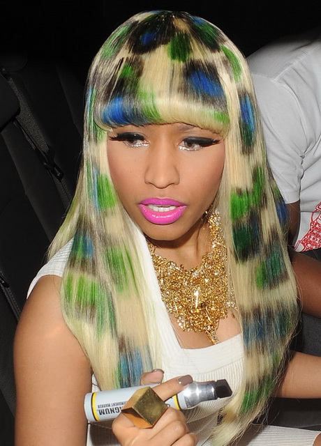 nicki-minaj-hairstyle-22_18 Nicki minaj hairstyle