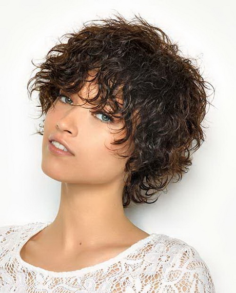 short-and-curly-hairstyles-80_14 Short and curly hairstyles