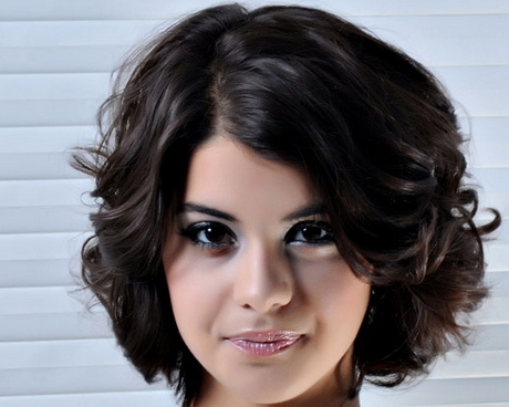 short-haircuts-for-wavy-thick-hair-48_18 Short haircuts for wavy thick hair