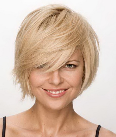 short-haircuts-with-side-bangs-98_5 Short haircuts with side bangs