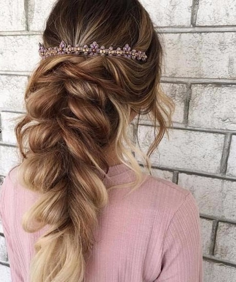 beautiful-prom-hairstyles-2018-93 Beautiful prom hairstyles 2018