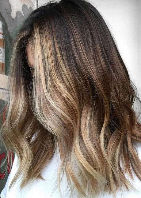 medium-length-hair-styles-2018-11_2 Medium length hair styles 2018