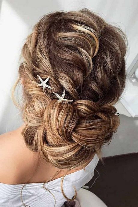 hairstyle-for-bride-2021-19_18 Hairstyle for bride 2021