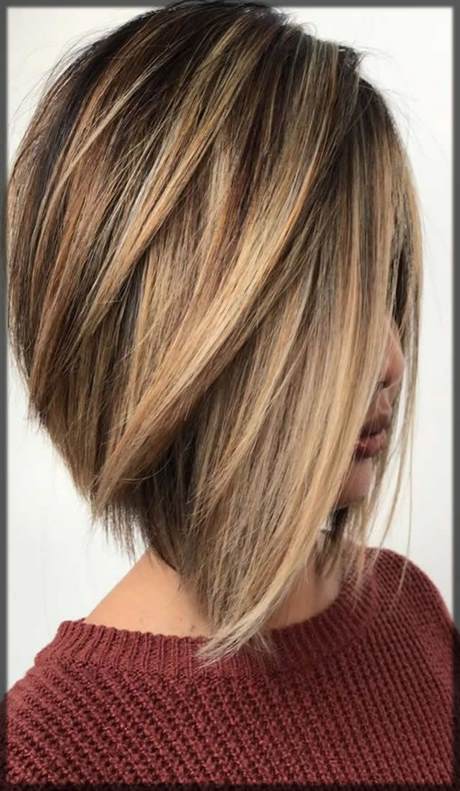 medium-length-layered-haircuts-2021-32_6 Medium length layered haircuts 2021