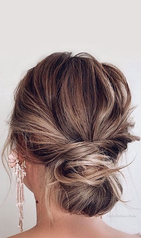 updo-hairstyles-2021-15_15 Updo hairstyles 2021