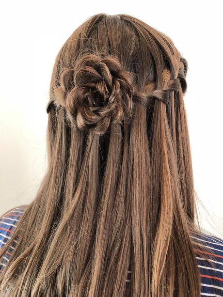 half-up-half-down-hairstyles-2019-79_15 Half up half down hairstyles 2019