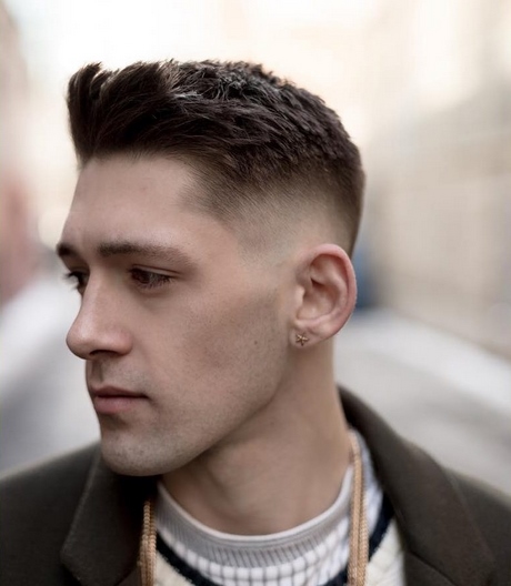 mens-hairstyles-short-2019-58_15 Mens hairstyles short 2019