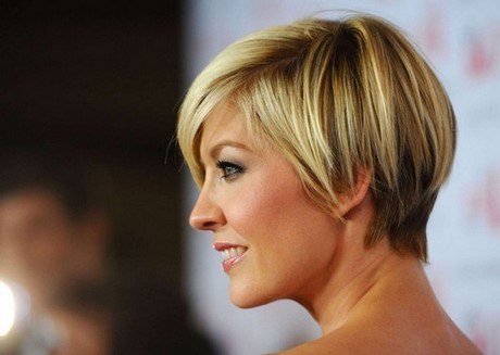 short-hairstyles-for-ladies-2019-58_9 Short hairstyles for ladies 2019