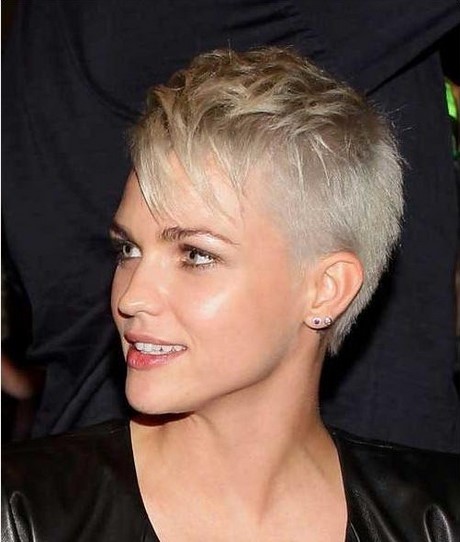 short-pixie-hairstyles-for-2019-41_16 Short pixie hairstyles for 2019