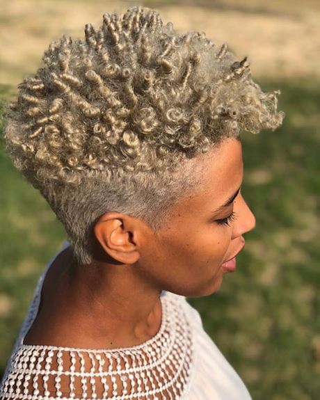 short-black-haircuts-for-women-2022-18_17 Short black haircuts for women 2022