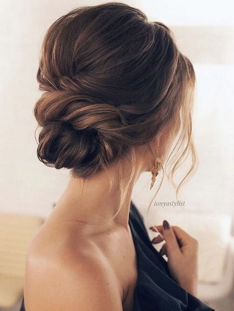 updo-hairstyles-2022-45_2 Updo hairstyles 2022