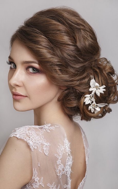 updo-hairstyles-2022-45_9 Updo hairstyles 2022