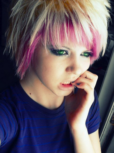 short-emo-hairstyles-14_13 Short emo hairstyles