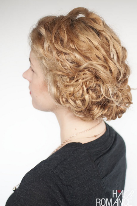 easy-updos-for-thick-curly-hair-22_20 Easy updos for thick curly hair