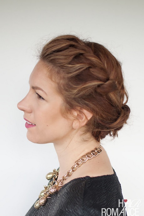 simple-everyday-updos-for-long-hair-38_7 Simple everyday updos for long hair