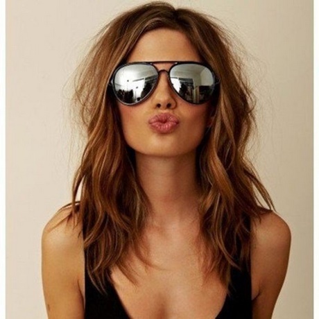 womens-shoulder-length-hairstyles-53_10 Womens shoulder length hairstyles