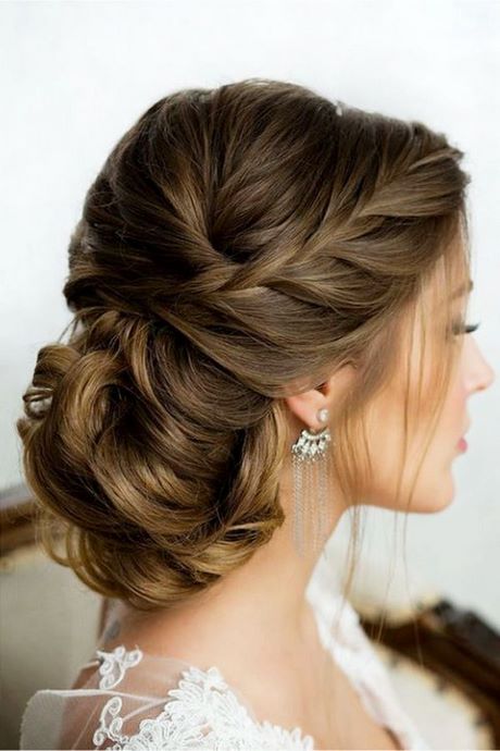 hair-for-bridesmaids-2020-97_18 Hair for bridesmaids 2020