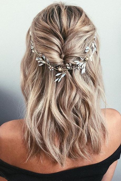 hairstyle-bridesmaid-2020-62_12 Hairstyle bridesmaid 2020