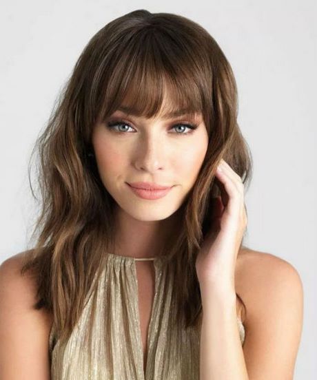 hairstyles-for-2020-with-bangs-31_8 Hairstyles for 2020 with bangs