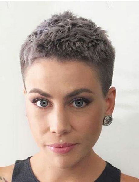 very-short-womens-haircuts-2020-69_10 Very short womens haircuts 2020