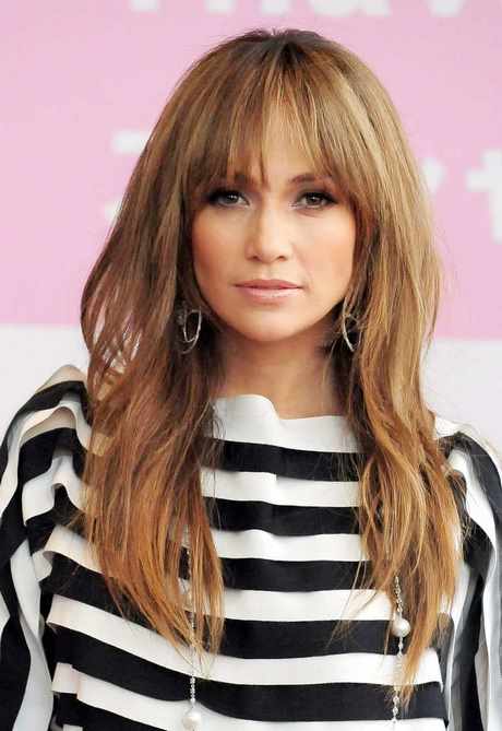 long-hairstyles-with-a-fringe-2021-83 Long hairstyles with a fringe 2021