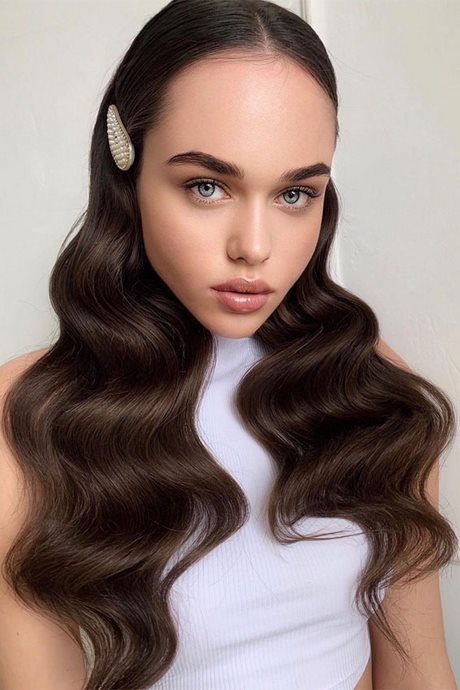 prom-updos-for-medium-hair-2021-81_9 Prom updos for medium hair 2021