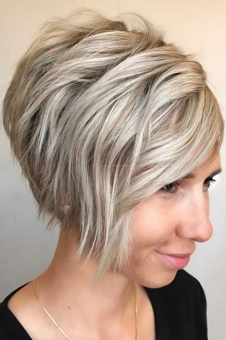 short-hairstyles-for-2021-for-round-faces-51_9 Short hairstyles for 2021 for round faces