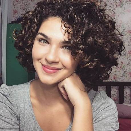 best-short-curly-haircuts-60_9 Best short curly haircuts