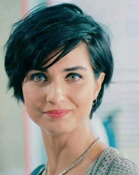 short-hairstyles-for-big-faces-74_4 Short hairstyles for big faces