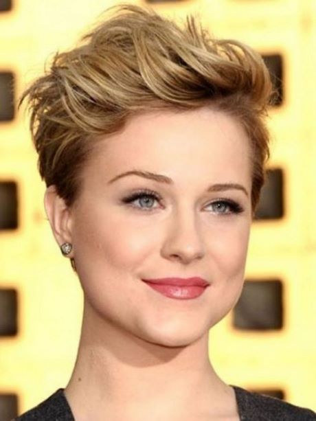 simple-short-haircuts-for-round-faces-73_18 Simple short haircuts for round faces