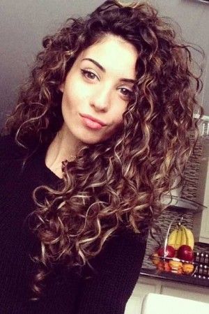 womens-long-curly-hairstyles-88_5 Womens long curly hairstyles