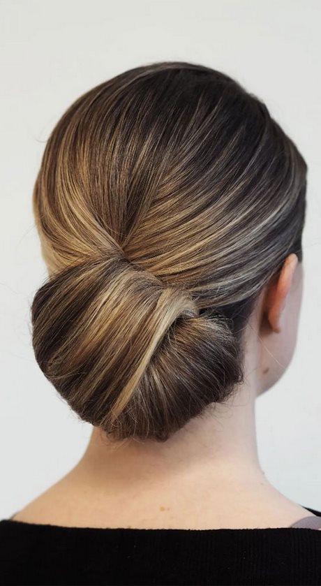 hairstyle-updo-2022-52_17 Hairstyle updo 2022