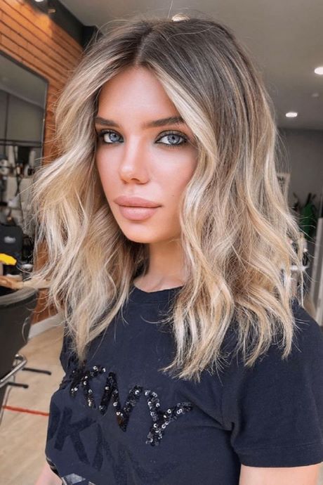 short-to-medium-hairstyles-for-2022-87_8 Short to medium hairstyles for 2022