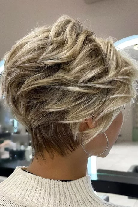the-latest-short-hairstyles-2023-66_14-7 The latest short hairstyles 2023