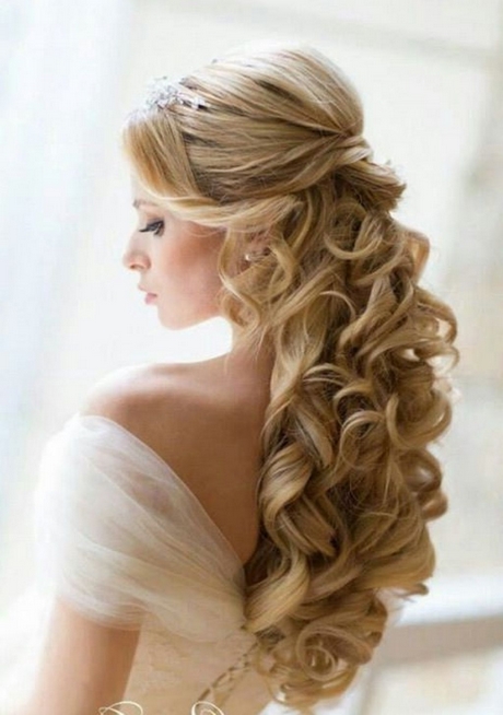bridal-updos-for-long-hair-53_17 Bridal updos for long hair