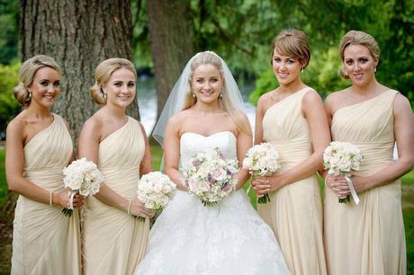 bride-and-bridesmaid-hairstyles-46_4 Bride and bridesmaid hairstyles