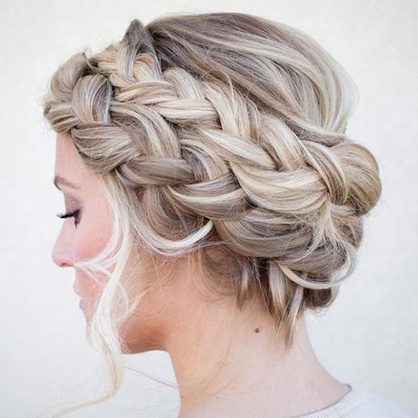 cute-prom-updos-for-long-hair-41_2 Cute prom updos for long hair