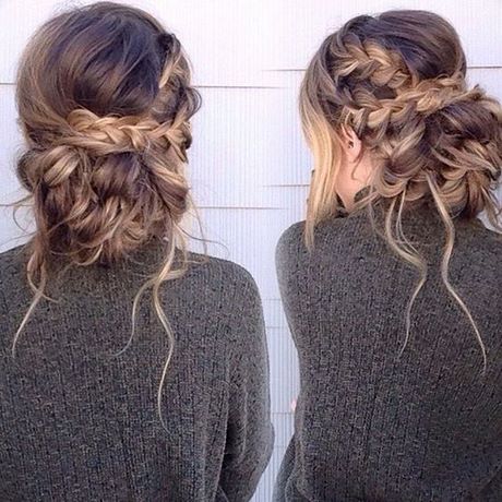 cute-prom-updos-for-long-hair-41_6 Cute prom updos for long hair