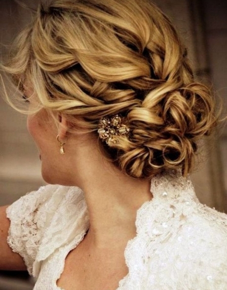 cute-wedding-hairstyles-for-bridesmaids-11_9 Cute wedding hairstyles for bridesmaids
